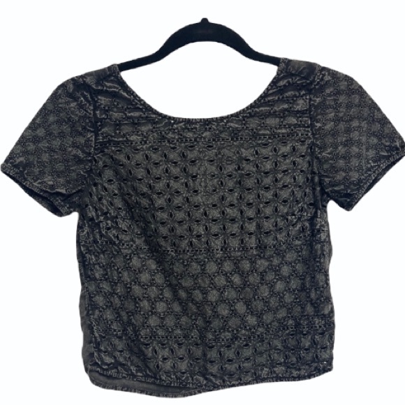 American Eagle Gray Eyelet Crop Top - Picture 2 of 8
